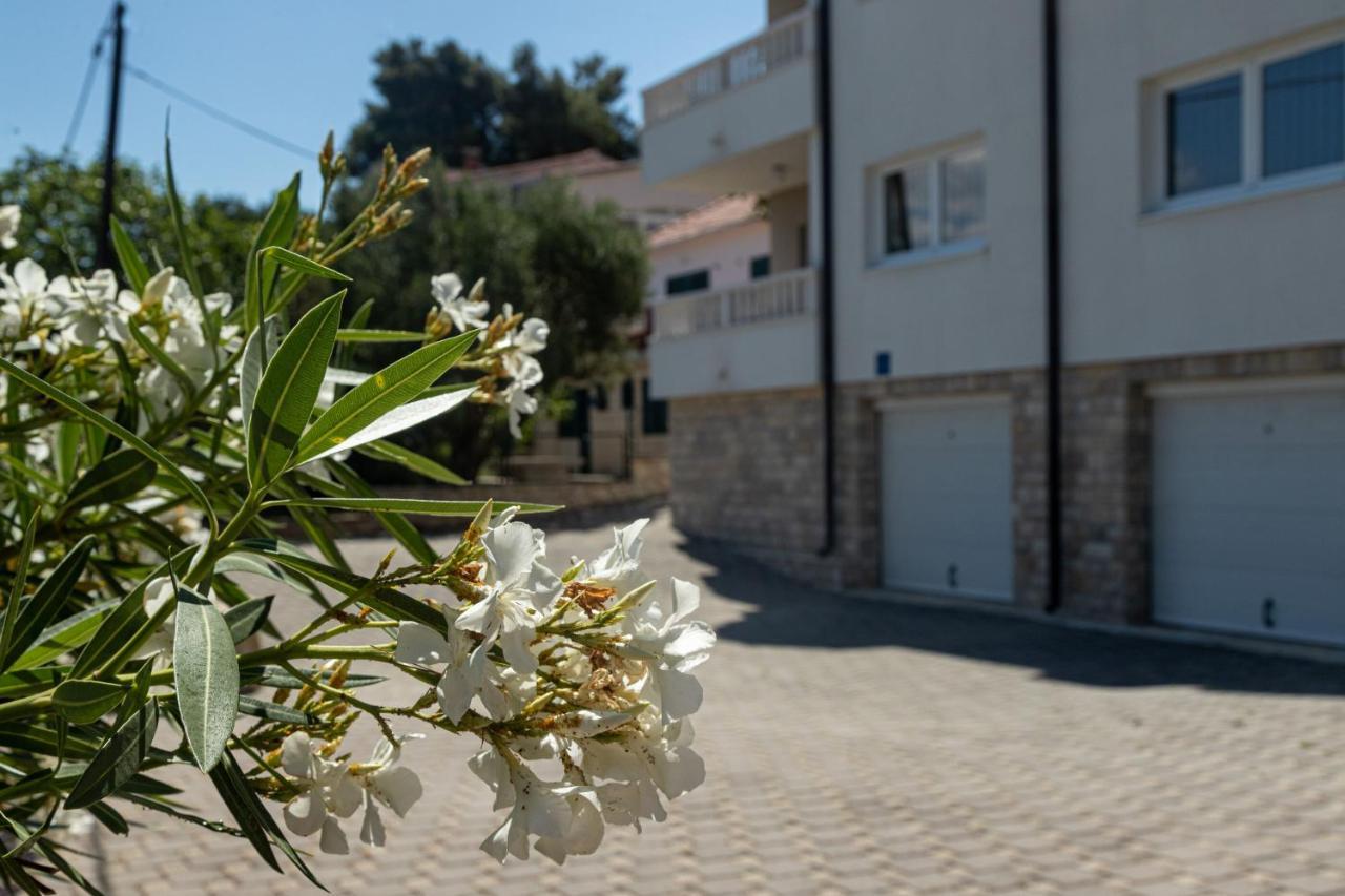 Apartments Janja Trogir Extérieur photo